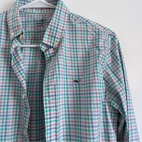 Vineyard Vines • Boys Poplin Whale Button Down Shirt - Picture 2 of 6